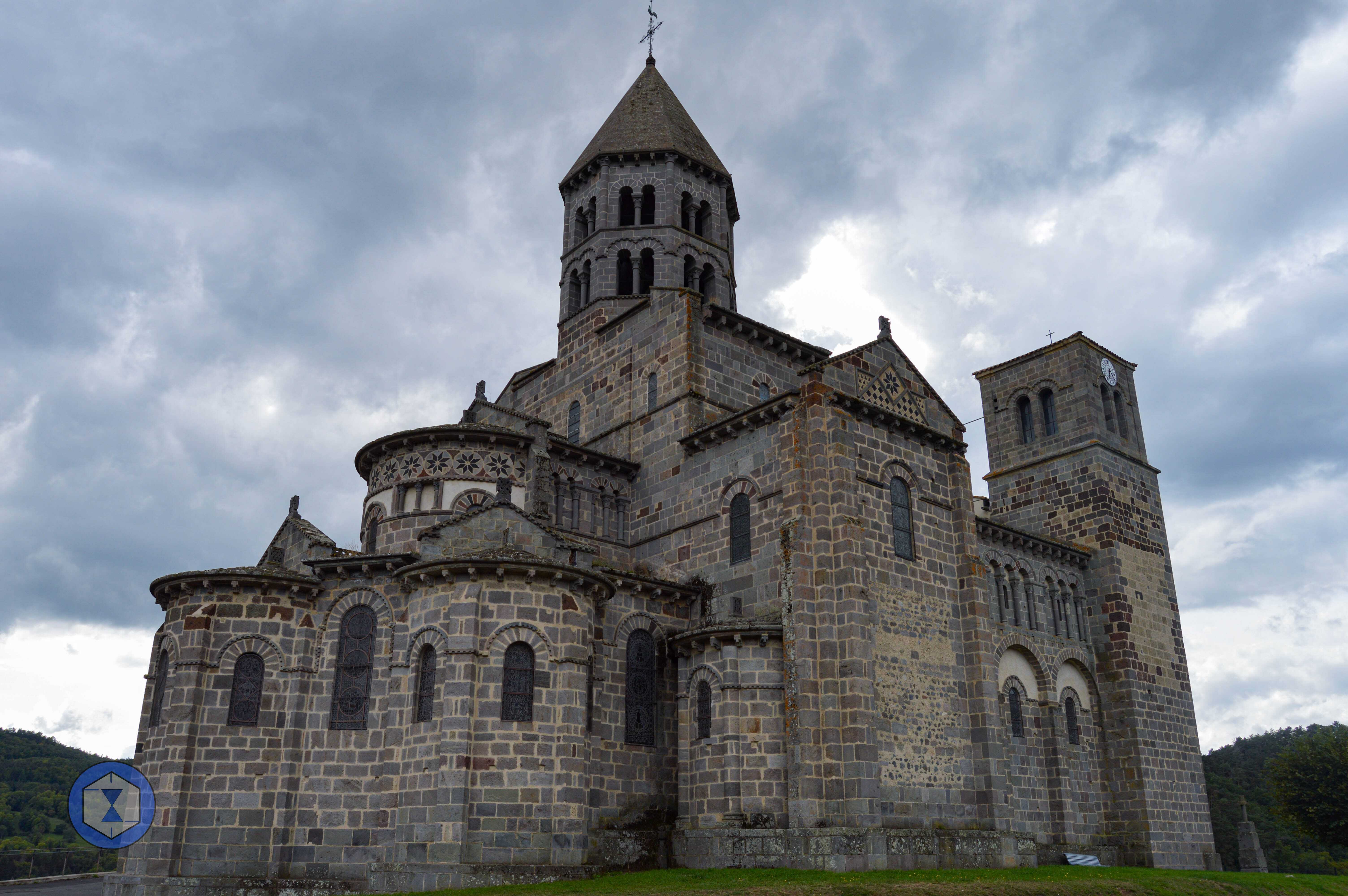 Super_Besse_4_68e24b3ca09e0