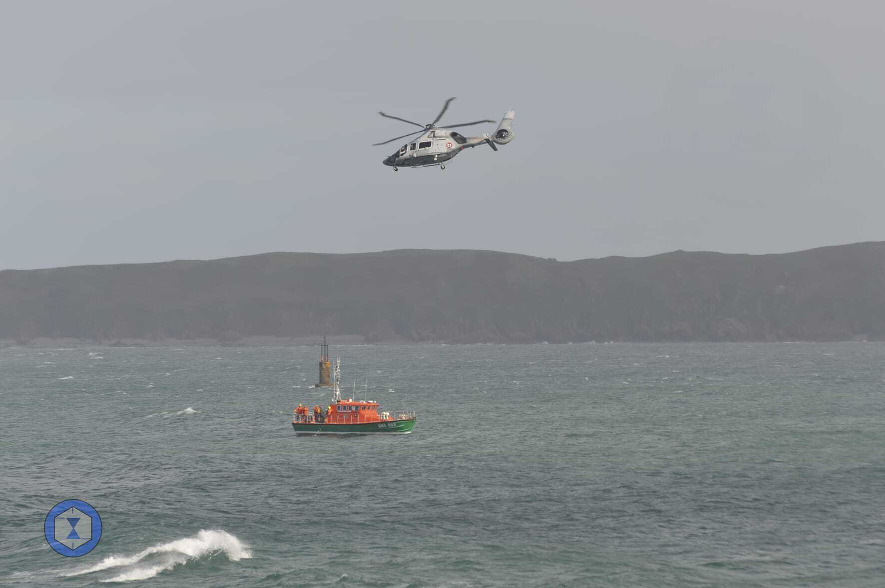 Perros_Guirrec_68e24a5911542